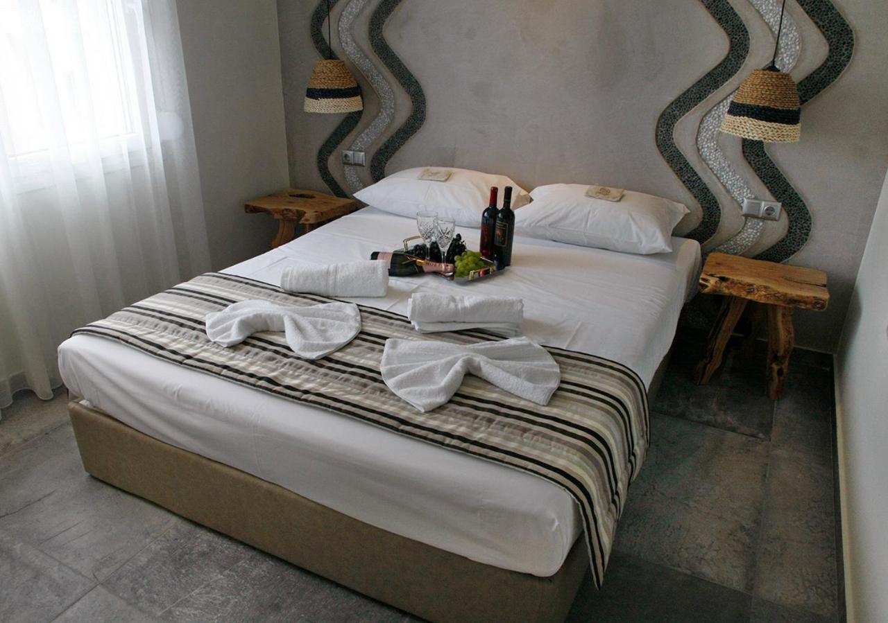 Katrine Boutique Apartments Kavála ภายนอก รูปภาพ